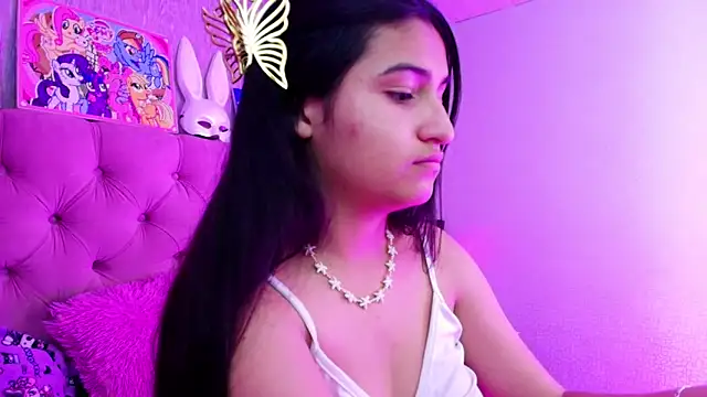 laurenelove online show from February 1, 2026, 4:22 am