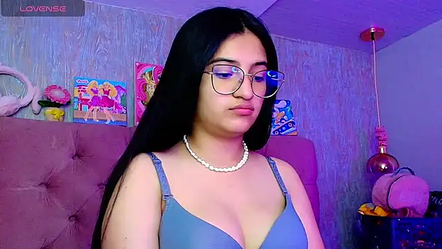 laurenelove online show from January 11, 2026, 5:14 am