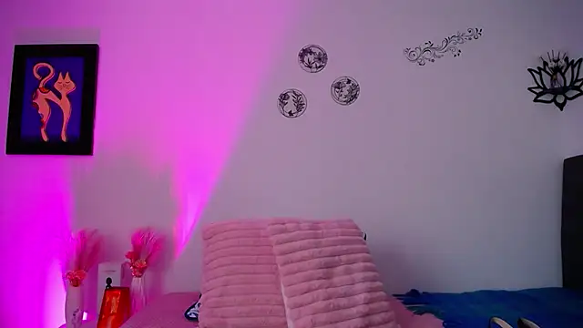 MelissaRhodes online show from June 17, 2026, 11:09 am