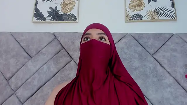 nayiraa  online show from March 14, 2026, 6:47 pm