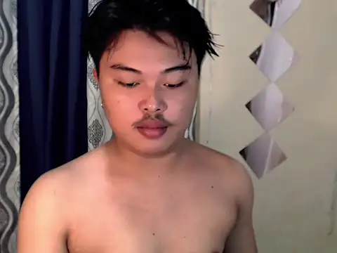 Lustfulljohnx online show from June 11, 2026, 12:46 pm