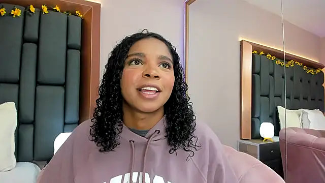 LisaMendez online show from January 14, 2026, 3:54 am