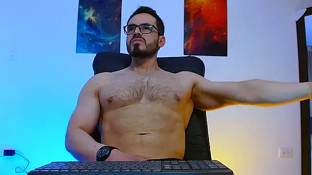 Axel Lover online show from October 19, 2025, 10:45 pm