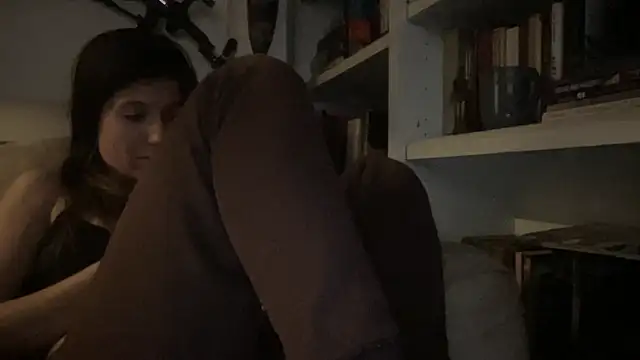 dddasani online show from September 15, 2025, 3:51 am