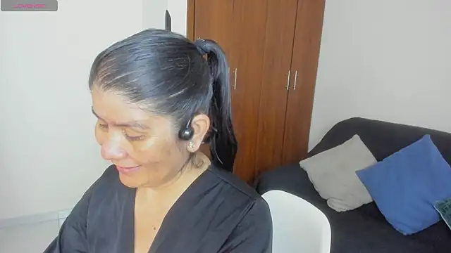 Snapshot of kiraGeiner chatting on July 30, 2026, 11:09 am kiraGeiner online show from July 30, 2026, 11:09 am