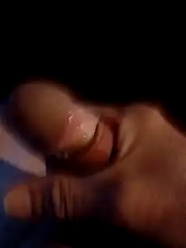 69dagosto online show from October 3, 2025, 7:54 am