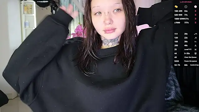 Lein Bone online show from June 20, 2026, 1:43 am