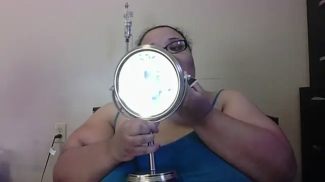 SexyBBW10790 online show from September 15, 2025, 10:10 pm