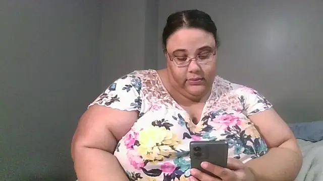 SexyBBW10790 online show from May 4, 2026, 2:15 am