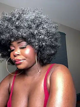 WomanNextdoor1 online show from April 30, 2026, 10:22 am