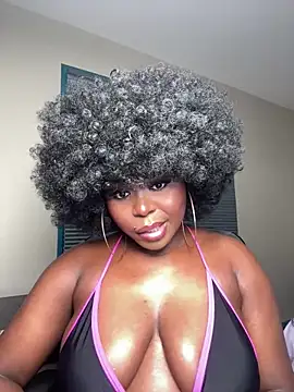 WomanNextdoor1 online show from May 2, 2026, 4:07 am