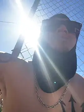 Snapshot of Shankortiz chatting on February 27, 2026, 5:35 pm Shankortiz online show from February 27, 2026, 5:35 pm