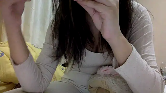 Snapshot of tutu101 chatting on April 5, 2026, 1:40 pm tutu101 online show from April 5, 2026, 1:40 pm