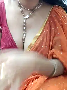Hot-rima online show from July 13, 2026, 2:00 am