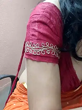 Hot-rima online show from August 6, 2026, 3:01 am