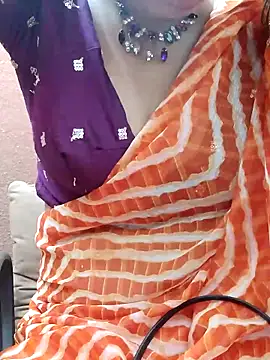 Hot-rima online show from June 18, 2026, 1:59 am