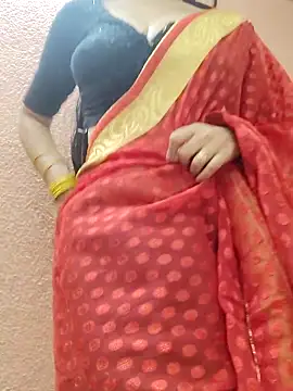 Hot-rima online show from February 12, 2026, 2:44 am