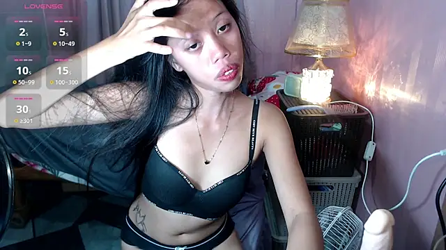 Snapshot of kourtneyluv_ chatting on June 18, 2026, 5:28 am kourtneyluv online show from June 18, 2026, 5:28 am