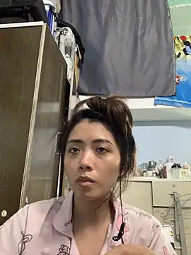 Minee1202 online show from June 22, 2026, 3:47 am
