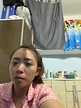 Snapshot of Minee1202 chatting on March 2, 2026, 12:44 am Minee1202 online show from March 2, 2026, 12:44 am