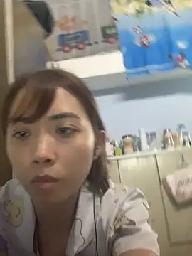 Snapshot of Minee1202 chatting on February 14, 2026, 6:13 am Minee1202 online show from February 14, 2026, 6:13 am