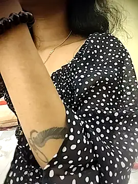 Snapshot of Snaya-baby chatting on March 7, 2026, 7:08 pm Snaya-baby online show from March 7, 2026, 7:08 pm