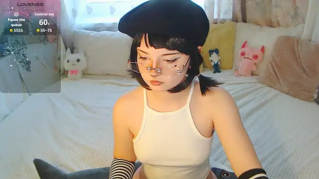 sweet mika18 online show from July 18, 2026, 10:35 am