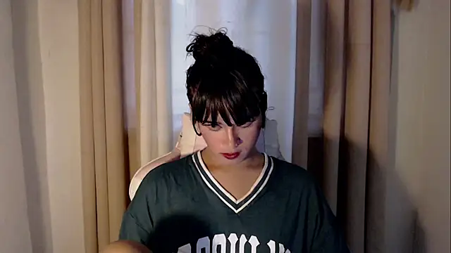 Snapshot of Anggeh_Slut chatting on July 20, 2026, 9:27 am Anggeh Slut online show from July 20, 2026, 9:27 am