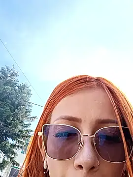 Alis xxx online show from September 19, 2025, 7:29 pm