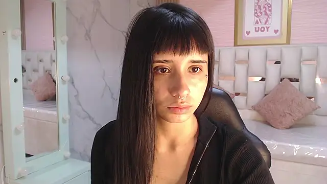 allyssa bellini s online show from September 19, 2025, 8:24 pm