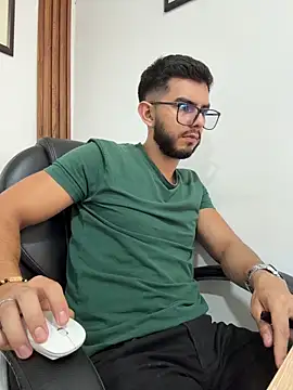 milosky00 online show from February 2, 2026, 7:46 pm