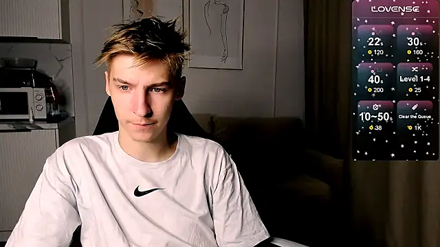 MrSexyCum4U online show from October 31, 2025, 5:04 am