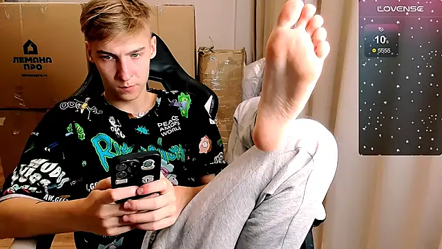 MrSexyCum4U online show from November 25, 2025, 12:00 am