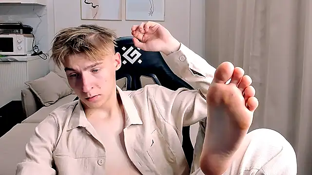 MrSexyCum4U online show from November 20, 2025, 2:29 pm