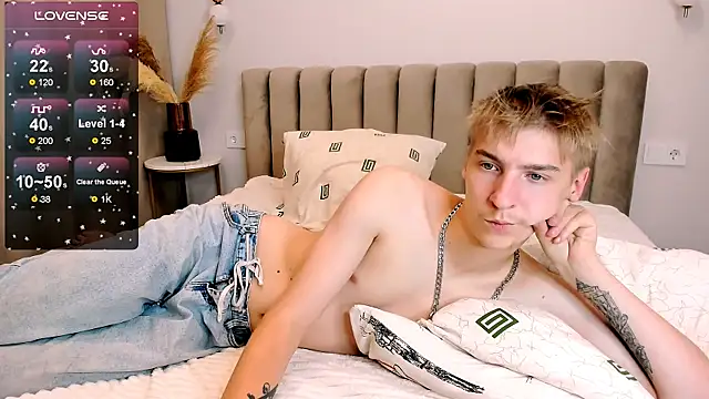 MrSexyCum4U online show from October 7, 2025, 6:53 pm