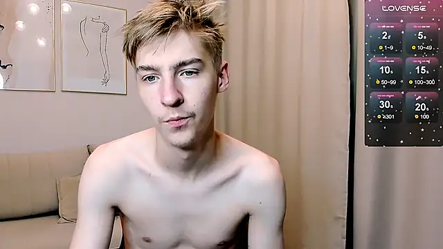 MrSexyCum4U online show from November 3, 2025, 9:46 am