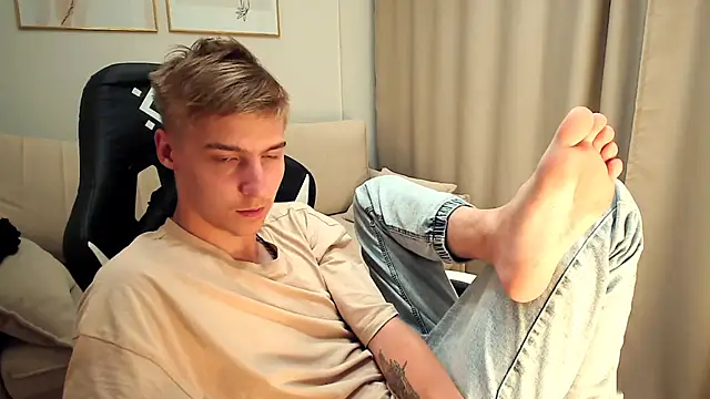 MrSexyCum4U online show from September 27, 2025, 8:59 pm