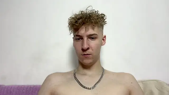 MrSexyCum4U online show from February 12, 2026, 9:58 pm