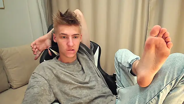 MrSexyCum4U online show from September 12, 2025, 11:54 am