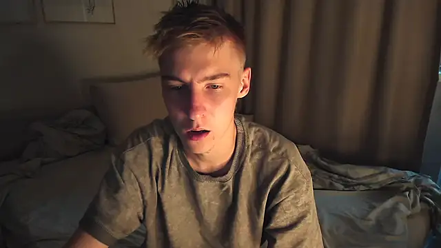 MrSexyCum4U online show from September 13, 2025, 4:01 am