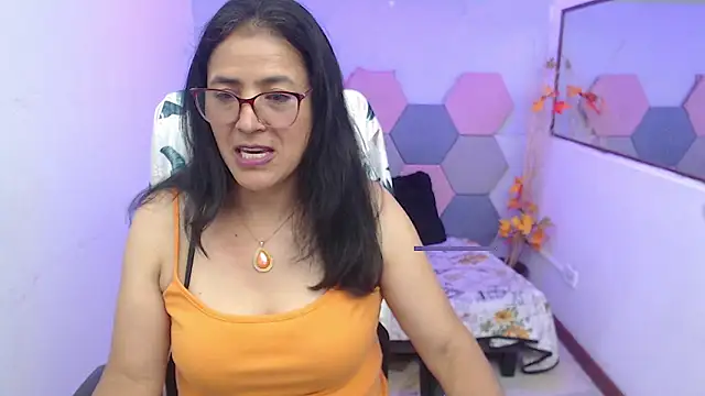 AmandaPeet online show from September 27, 2025, 8:04 pm