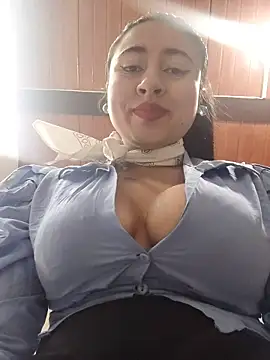 AMATISTA  16 online show from October 6, 2025, 12:39 pm