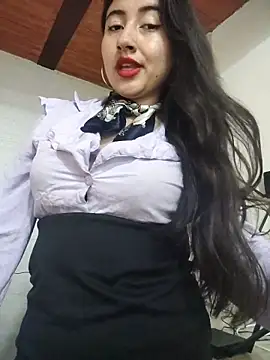 AMATISTA  16 online show from October 27, 2025, 12:39 pm