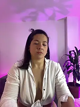 leiablack online show from October 2, 2025, 11:35 am