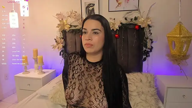 ashlye white online show from December 19, 2025, 1:42 am