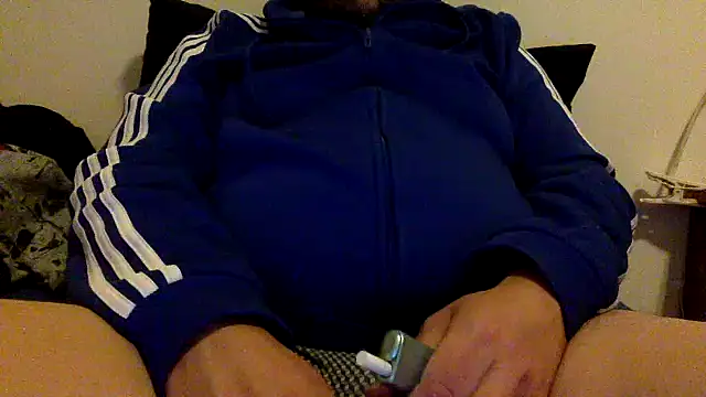 Snapshot of steve669_hot chatting on January 9, 2026, 4:36 pm steve669 hot online show from January 9, 2026, 4:36 pm