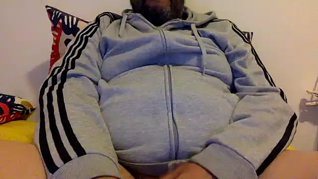 Snapshot of steve669_hot chatting on October 25, 2025, 7:58 pm steve669 hot online show from October 25, 2025, 7:58 pm