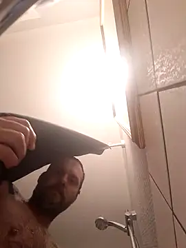 Bamse28 online show from October 3, 2025, 1:56 pm