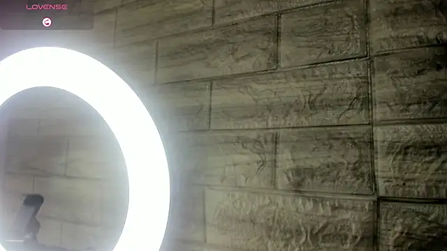 marian  stone online show from October 9, 2025, 6:19 pm