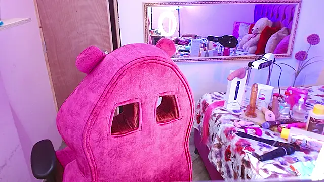 IVET CUTE1 online show from June 20, 2026, 6:35 pm